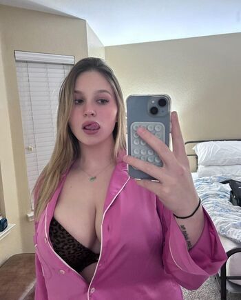 Full leaked Luvaimee / private onlyfans photo
