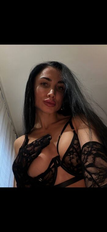 Full leaked Bustyan/ private onlyfans photo