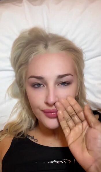 Full leaked Emme cavazos/ private onlyfans photo