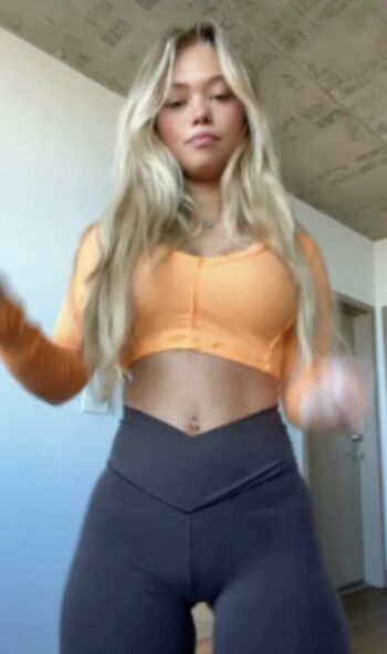 Full leaked Gabriella moldaver/ private onlyfans photo