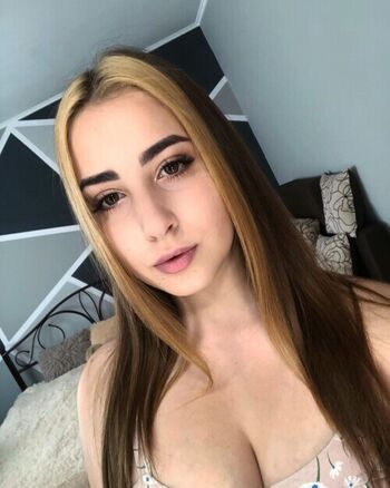 Full leaked Armani black/ private onlyfans photo