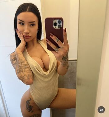 Full leaked Syluhn/ private onlyfans photo