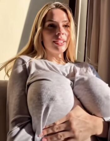 Full leaked Sweet katy/ private onlyfans photo