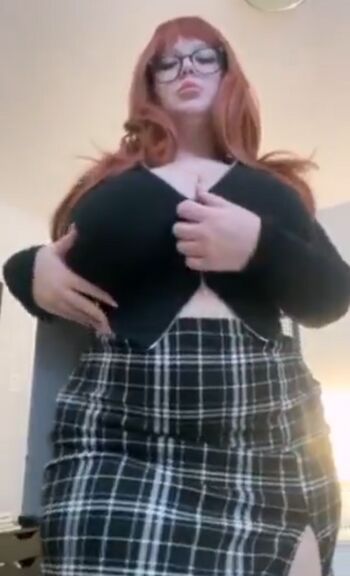 Full leaked Mikayla campinos / private onlyfans photo