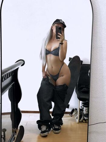 Full leaked Whosthisbastard private onlyfans photo