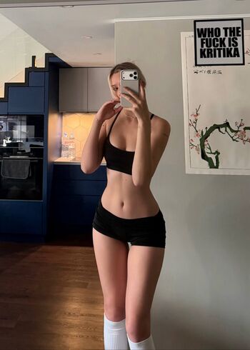 Full leaked Whylollycry private onlyfans photo