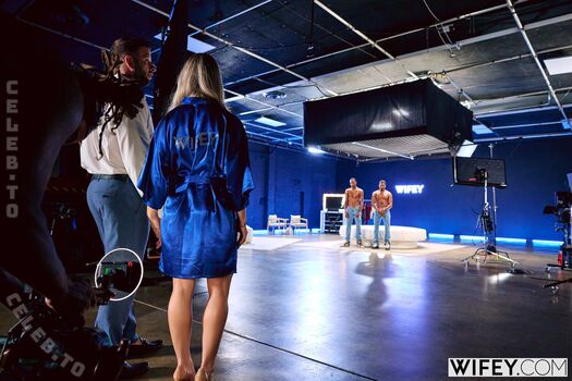 Full leaked Wifey  page private onlyfans photo