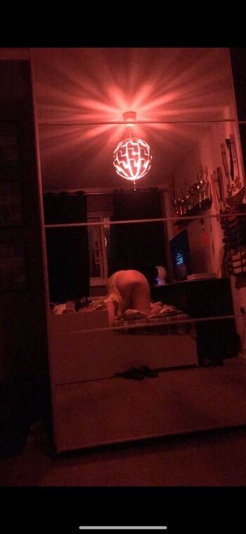 Full leaked Wikaaa private onlyfans photo