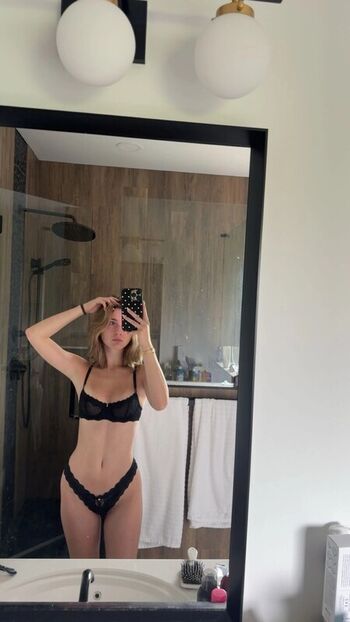 Full leaked Willow j c private onlyfans photo