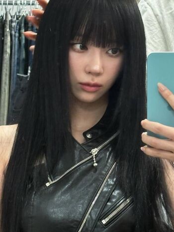 Full leaked Winter aespa page private onlyfans photo