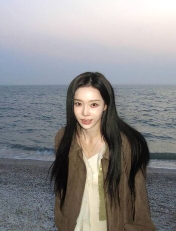 Full leaked Winter aespa page private onlyfans photo