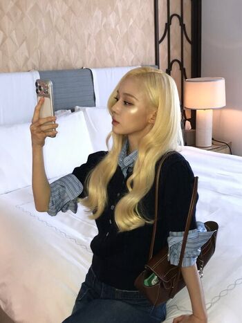 Full leaked Winter aespa page private onlyfans photo