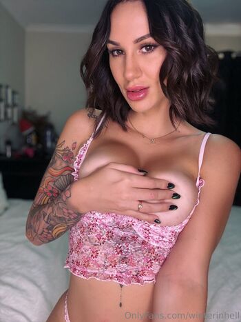Full leaked Winterinhell private onlyfans photo