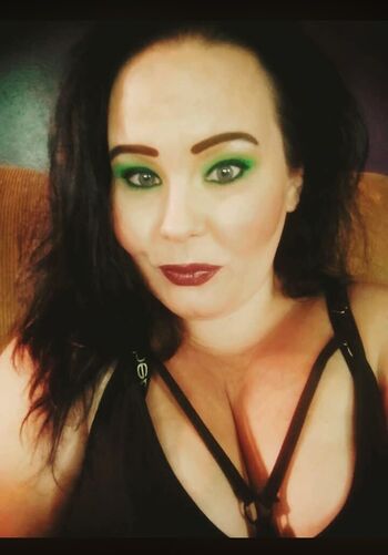 Full leaked Witchymomma private onlyfans photo