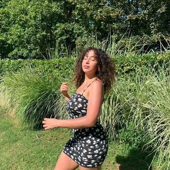 Full leaked Wiwi b private onlyfans photo