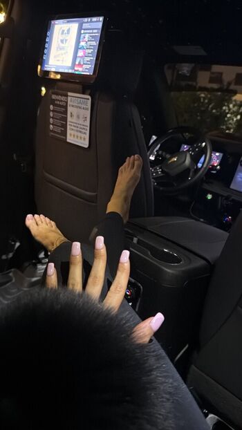 Full leaked Woah vicky  page private onlyfans photo