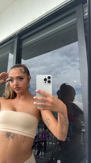 Full leaked Woah vicky page private onlyfans photo