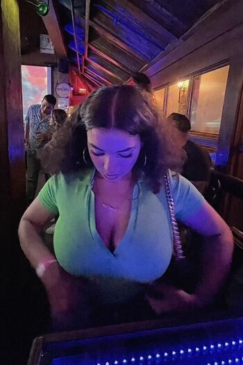 Full leaked Woahh emily private onlyfans photo