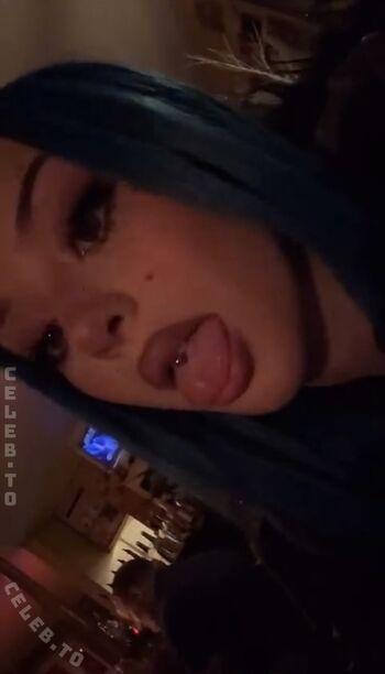 Full leaked Woistlena private onlyfans photo