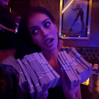 Full leaked Wolfiecindy page private onlyfans photo