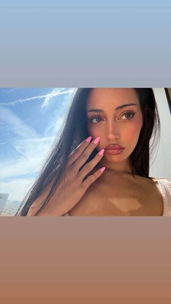 Full leaked Wolfiecindy private onlyfans photo