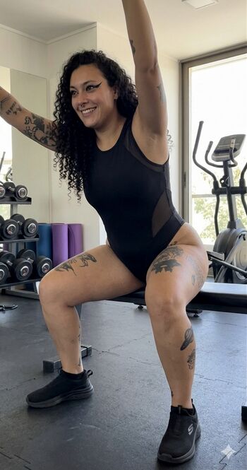 Full leaked Women metal private onlyfans photo