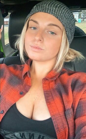 Full leaked Women motorsports private onlyfans photo