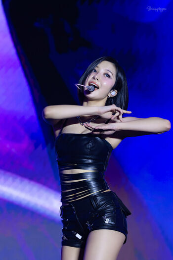 Full leaked Womenk pop page private onlyfans photo