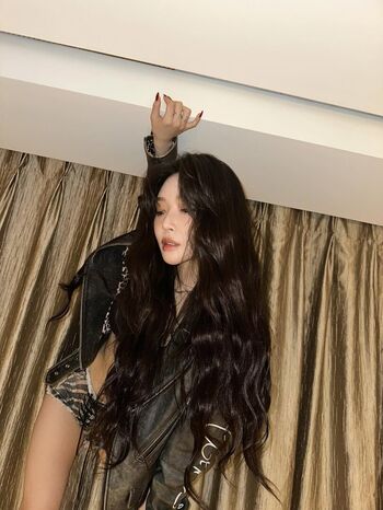 Full leaked Womenk pop page private onlyfans photo