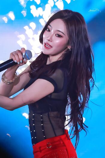 Full leaked Womenk pop page private onlyfans photo