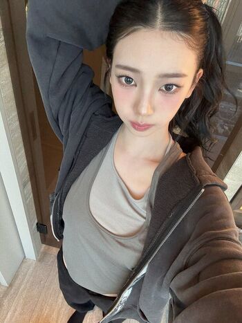 Full leaked Womenk pop page private onlyfans photo