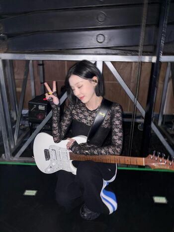 Full leaked Womenk pop page private onlyfans photo