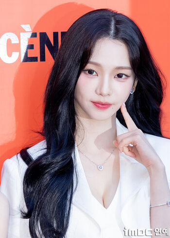 Full leaked Womenk pop page private onlyfans photo