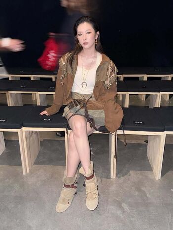 Full leaked Womenk pop page private onlyfans photo