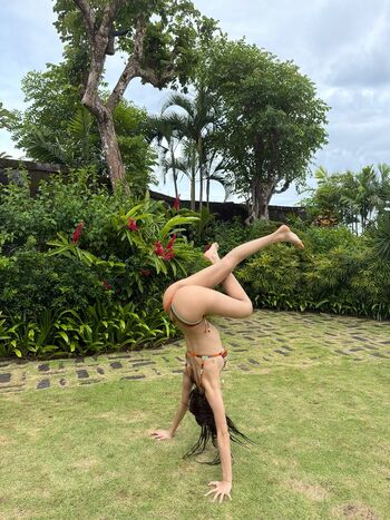 Full leaked Womenk pop page private onlyfans photo