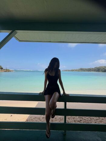 Full leaked Womenk pop page private onlyfans photo