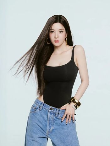 WomenK-pop
