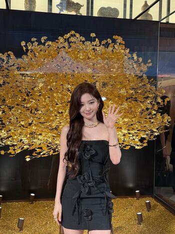 Full leaked Womenk pop private onlyfans photo