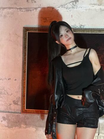 Full leaked Womenk pop private onlyfans photo
