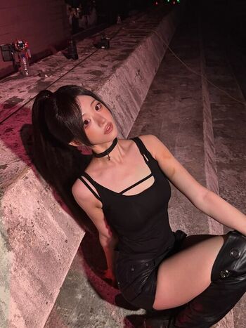 Full leaked Womenk pop private onlyfans photo