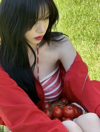 Full leaked Womenk pop private onlyfans photo