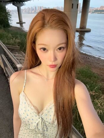 WomenK-pop