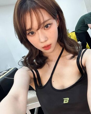 Full leaked Womenk pop private onlyfans photo