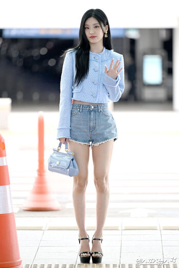 WomenK-pop