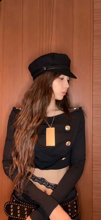 WomenK-pop