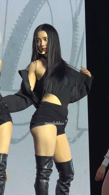 Full leaked Womenk pop private onlyfans photo