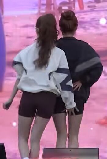 WomenK-pop