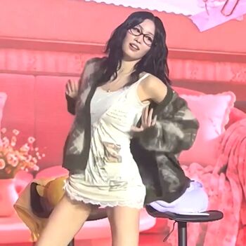 WomenK-pop
