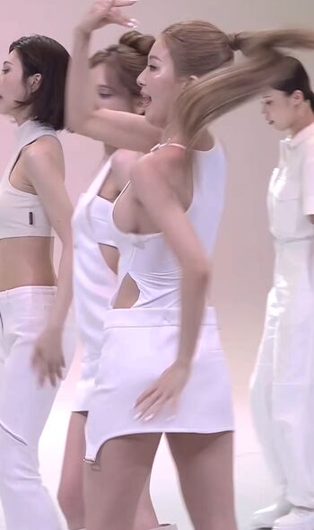 WomenK-pop