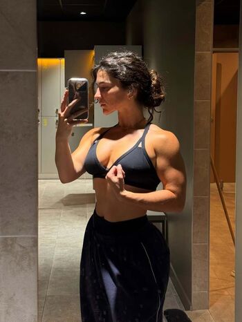 Full leaked Wonder miz private onlyfans photo